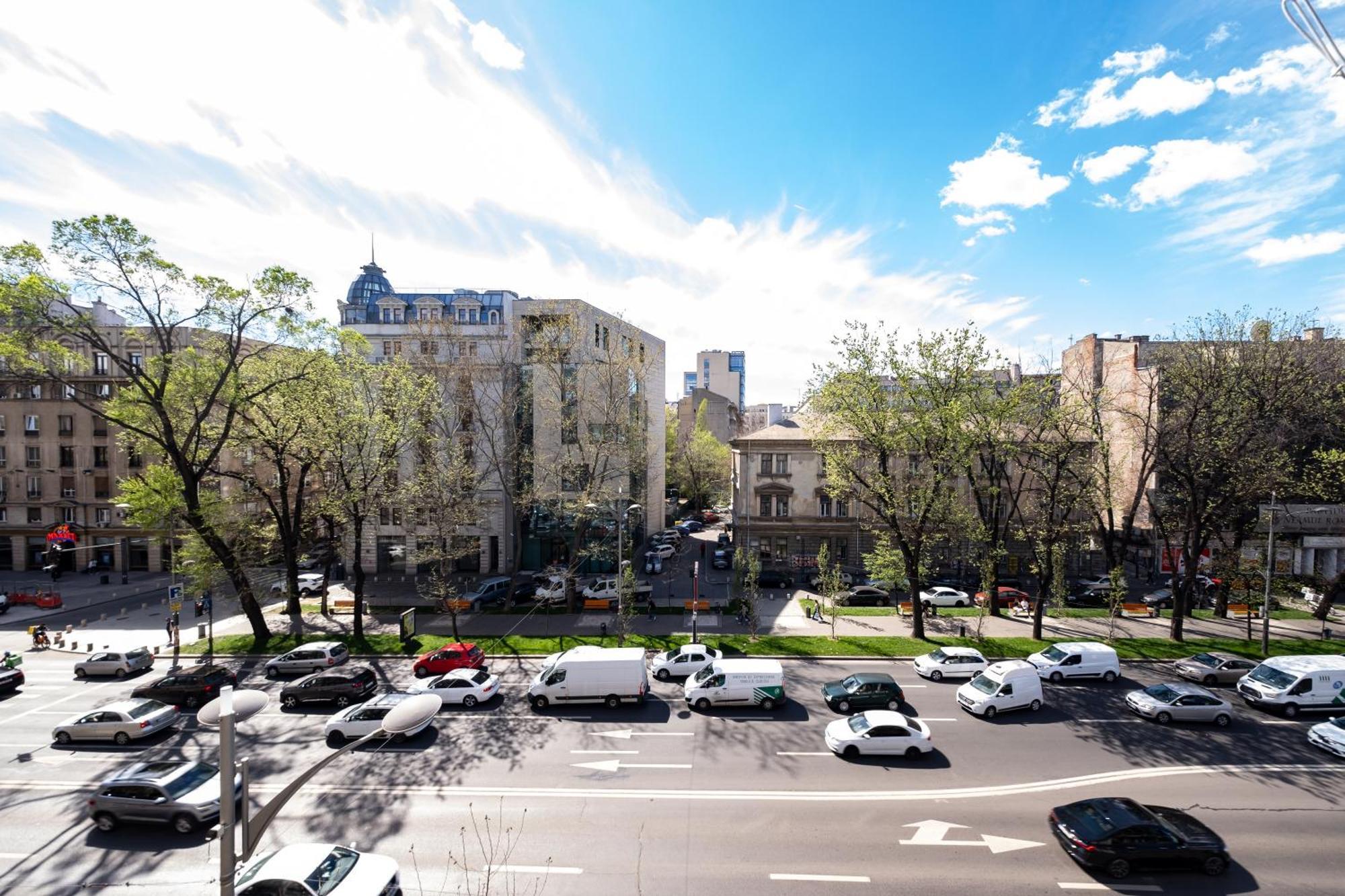 Ultracentral Piata Universitatii Букурещ Екстериор снимка